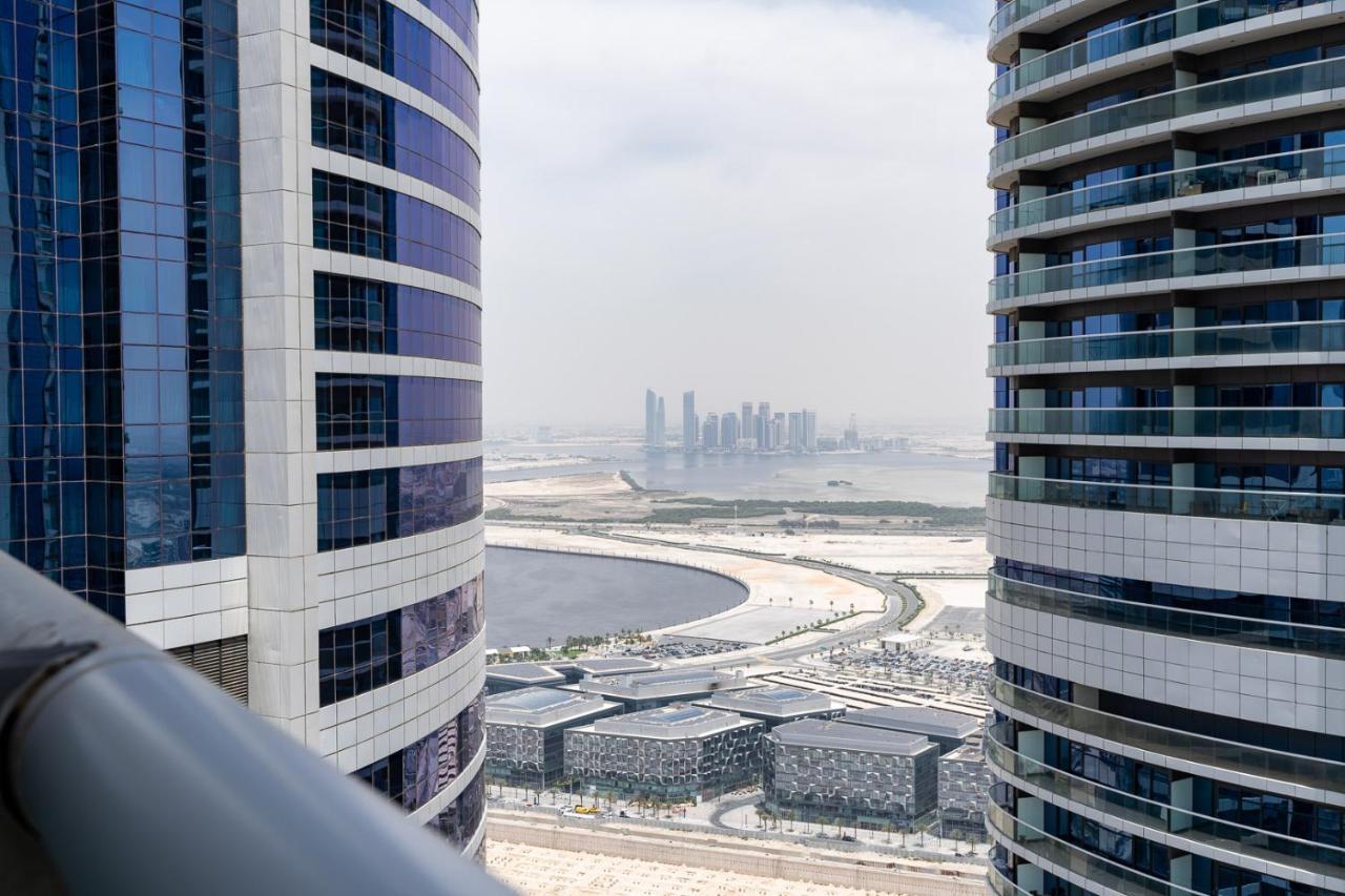 Globalstay Damac Towers By Paramount In Business Bay Дубай Экстерьер фото