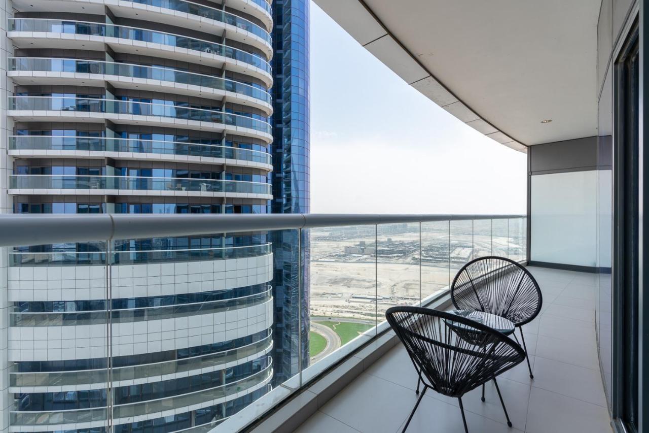 Globalstay Damac Towers By Paramount In Business Bay Дубай Экстерьер фото